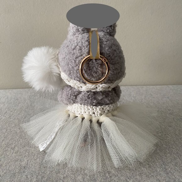 Handmade Crochet White Cream Sweetheart Neckline Tutu for 17cm Doll 2-Piece Set - Picture 3 of 6